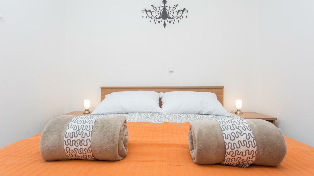 Apartmani Memories I Baška Extérieur photo