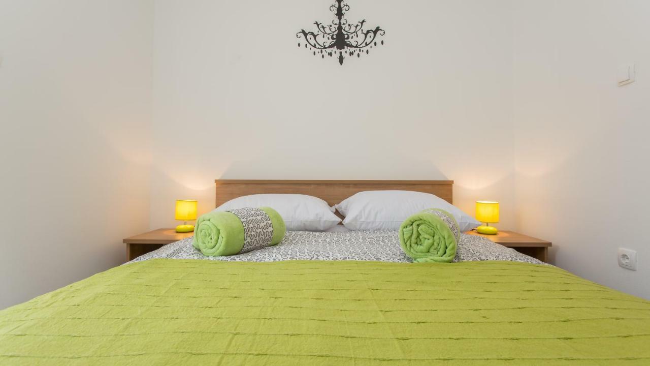 Apartmani Memories I Baška Extérieur photo