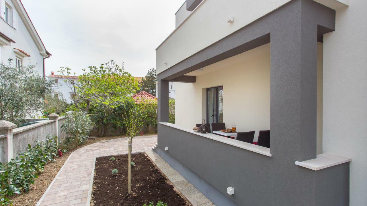 Apartmani Memories I Baška Extérieur photo