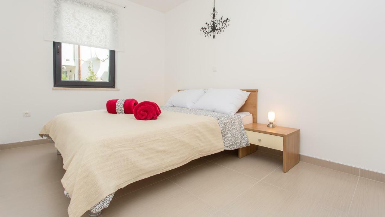 Apartmani Memories I Baška Extérieur photo