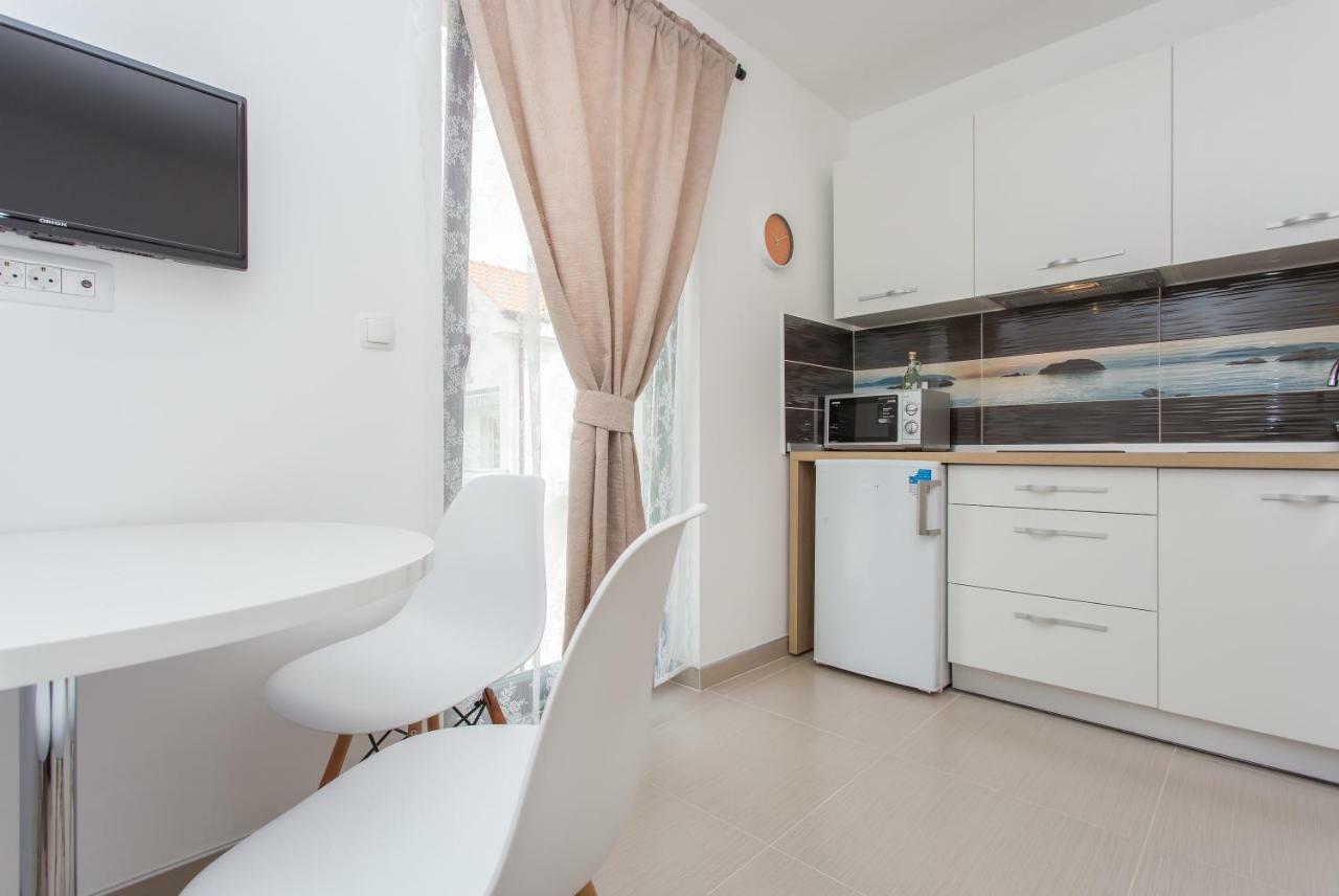Apartmani Memories I Baška Extérieur photo